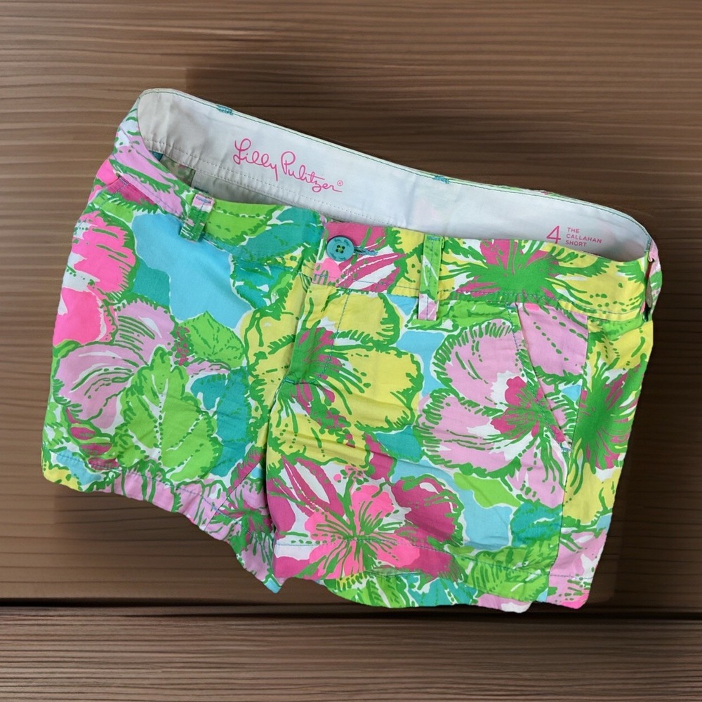 Lilly Pulitzer The Callahan Shorts Floral Print Multicolor Flat Front Women Sz 4